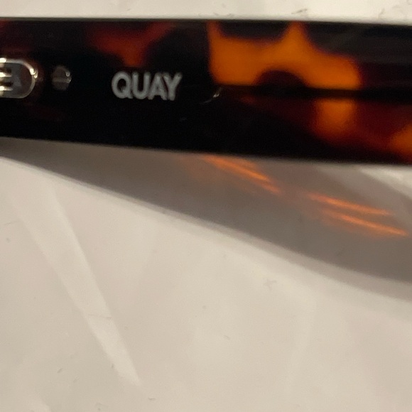 New Quay ICY Sunglasses Icy 125 - Picture 8 of 12